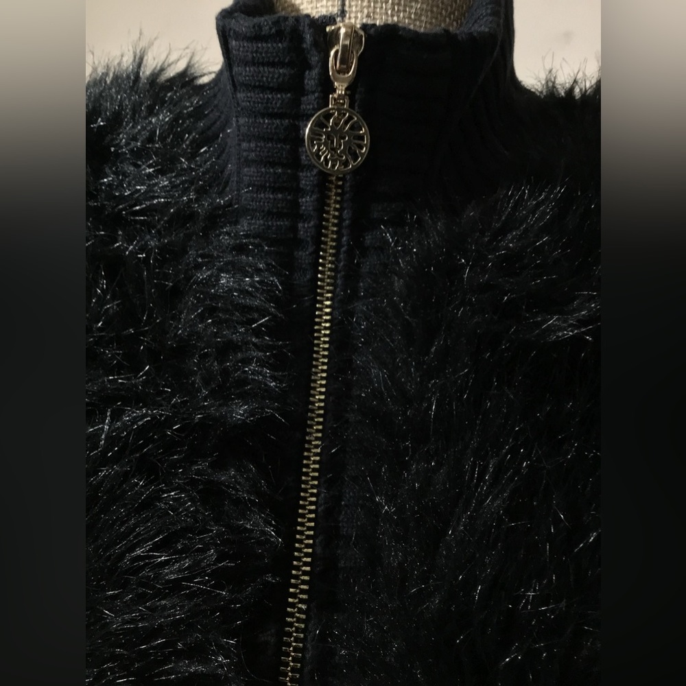 ‼️SOLD‼️Vintage Anne Klein Black Faux Fur Vest w/Knit Sweater Back-IMMACULATE!! - Picture 7 of 11